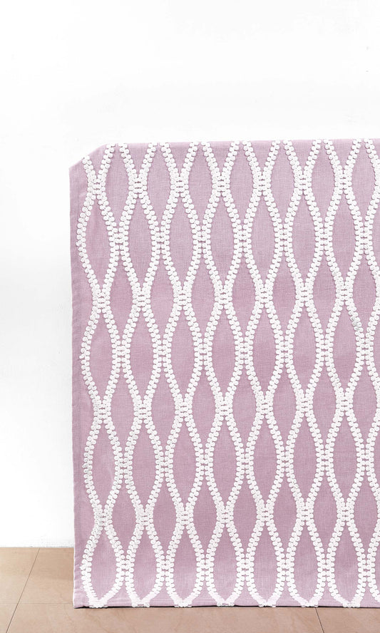 Ogee Patterned Curtains (Mauve/ White)